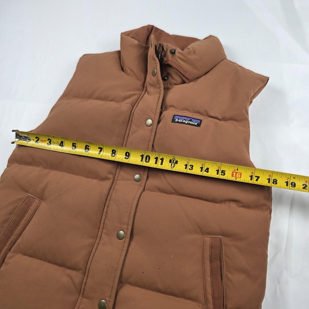 Patagonia Vest Womens Small Brown Down Puffer Quilted Full Zip Camo Lining - Picture 8 of 16